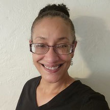 Suzanne Andrew headshot